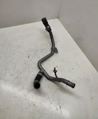 Nissan Qashqai Engine coolant pipe/hose