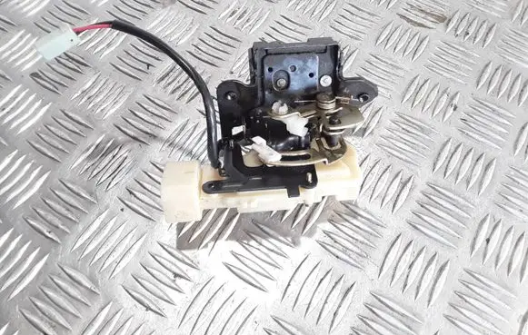 Mazda MPV Loading door lock 