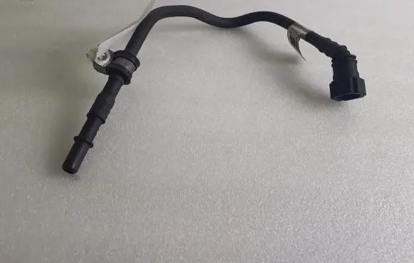 Maserati Levante Vacuum line/pipe/hose 201610