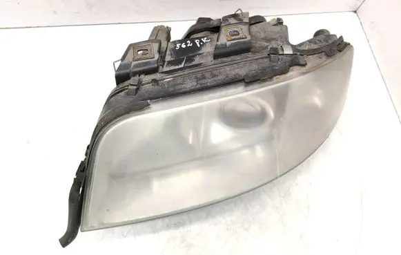 Audi A6 S6 C5 4B Headlight/headlamp 15592300