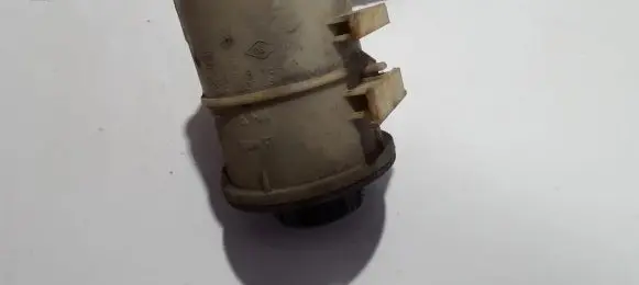 Renault Laguna II Brake fluid reservoir 8200005185