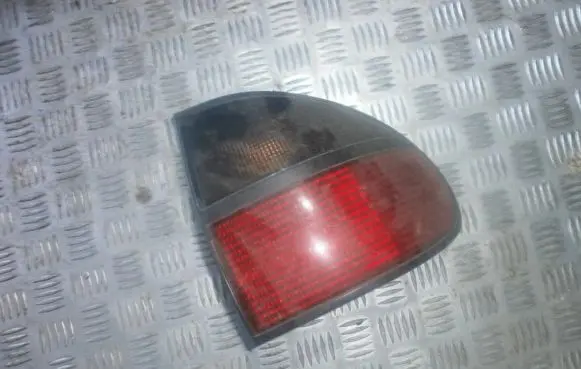 Renault Laguna I Rear/tail lights 7700820052