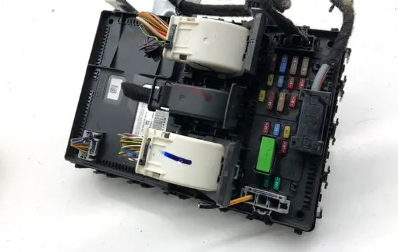 Ford Ecosport Central body control module HU5T15604HCL
