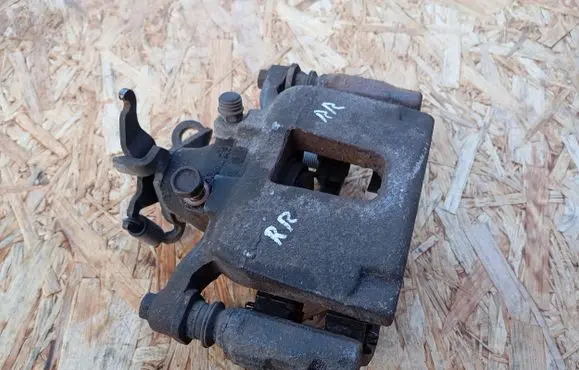 Fiat Freemont Rear brake caliper 179913 179910