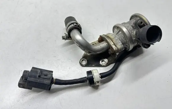 BMW 3 E46 EGR valve 72229512 1708575 1742712