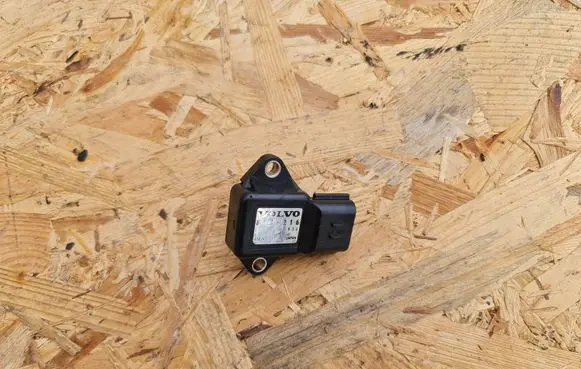 Volvo V70 Turbo air boost pressure sensor 