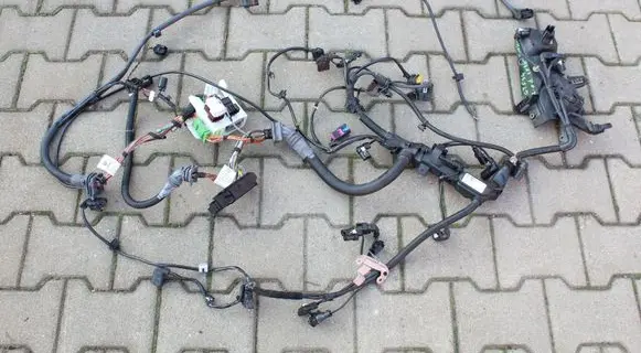 BMW 1 F20 F21 EUR ISO radio connector 8507909