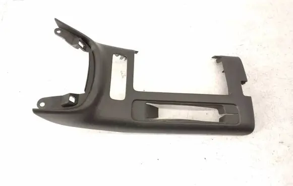 Other center console (tunnel) element