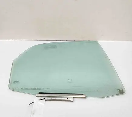 Suzuki SX4 Rear door window glass 8454179J00