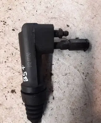 Clutch slave cylinder