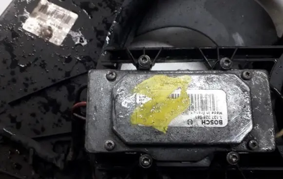 Volvo S80 Coolant fan relay 1137328081