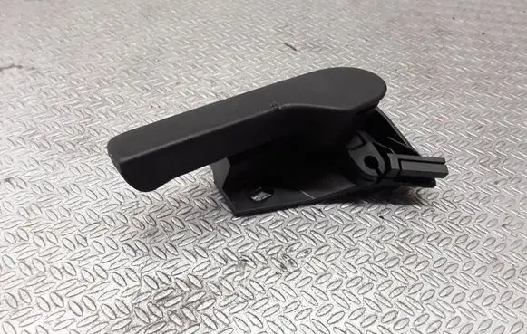 Volkswagen PASSAT CC Engine bonnet (hood) release handle 1J1823533C
