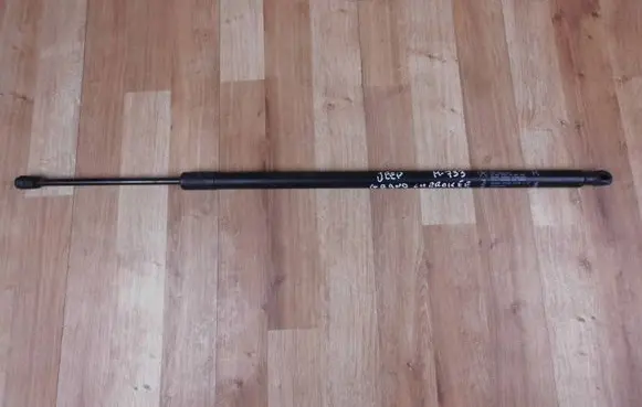 Jeep Grand Cherokee Tailgate strut 68165052AF
