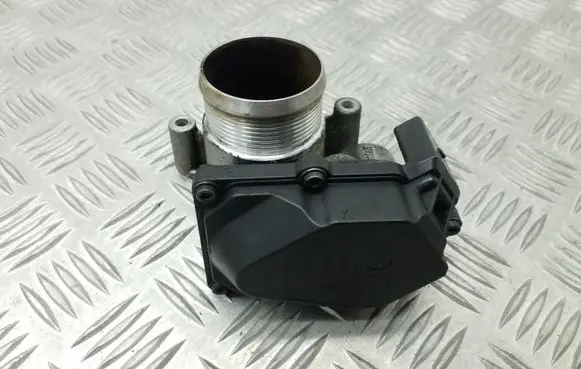 Volkswagen Tiguan Throttle valve 03L128063E V100 A2C53338105