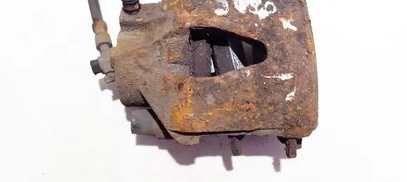 Volkswagen Golf IV Front brake caliper