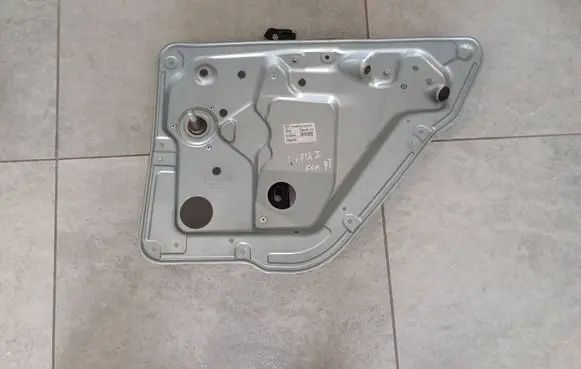 Skoda Fabia Mk1 (6Y) Rear door manual window regulator 6Y0839752H 6Y0839756B