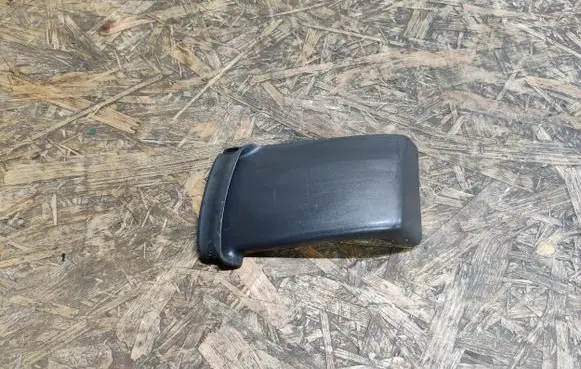 Volvo XC60 Seat belt trim 30721201