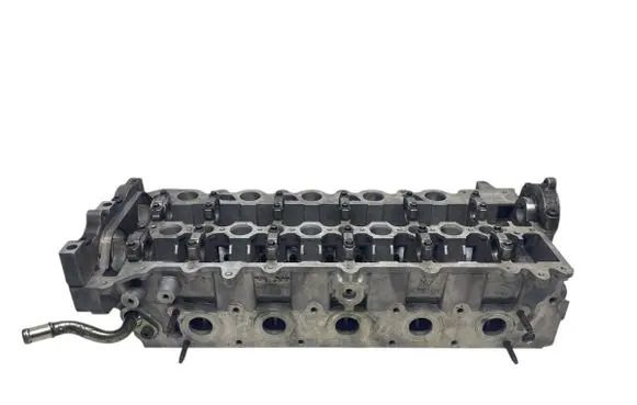 Volvo S60 Engine head 30777365 P0030777363
