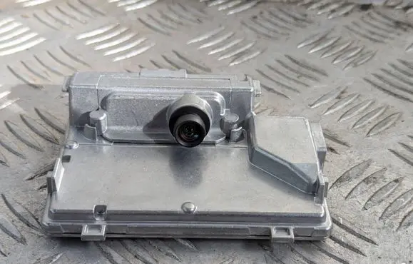 Peugeot 3008 III Windshield/windscreen camera 9864607480