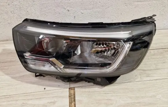 Renault Kangoo III Headlight/headlamp 260608411R