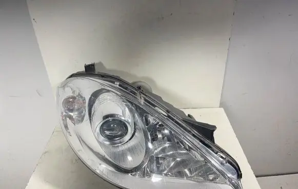 Mercedes-Benz A W169 Headlight/headlamp A1698200661 0301197212