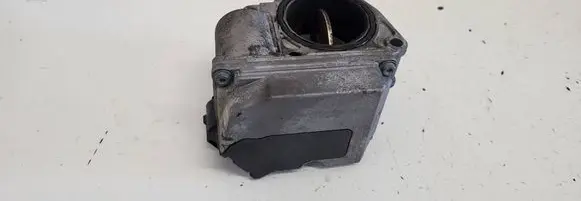 Volkswagen PASSAT B6 Throttle valve A2C53099815 1107052210 03G128063C