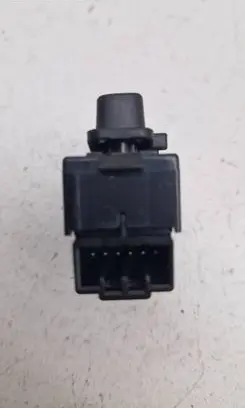 Volvo V70 Central locking switch button 31318987