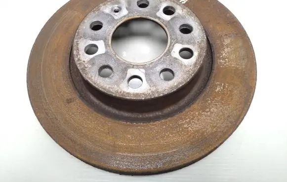 Skoda Octavia Mk2 (1Z) Front brake disc