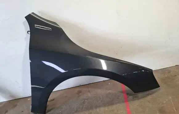 Volvo V60 Fender