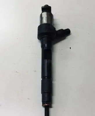 Mazda 6 Fuel injector R2AA13H50