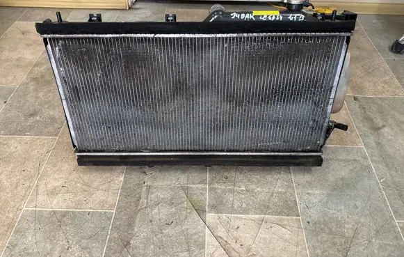 Subaru Legacy Radiator set 