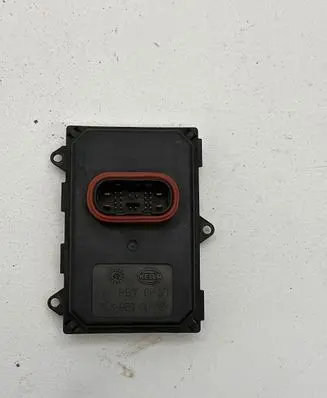 Volkswagen Tiguan Headlight ballast module Xenon 74696000AE 8U0941329 7086160199