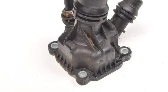Volvo XC90 Thermostat housing 32263962