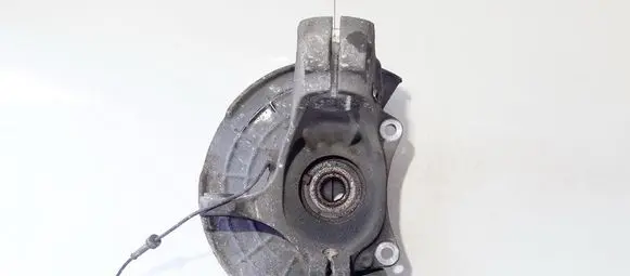 Alfa Romeo Giulietta Front wheel hub 28a32205