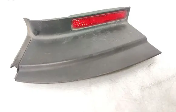 Volkswagen PASSAT B6 Rear/tail light trim molding 3C9945311A 3C9945099A