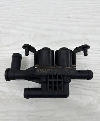 BMW 5 F10 F11 Coolant heater control valve 9119164 1147412200