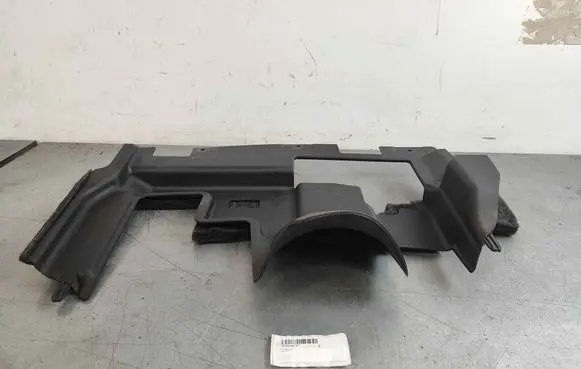 Dashboard lower bottom trim panel