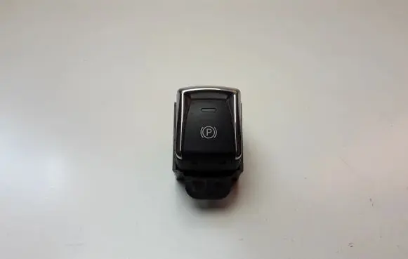 Nissan Qashqai Hand parking brake switch 16X15SD