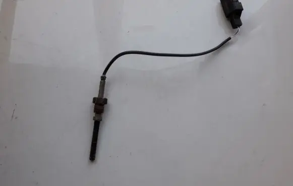 Volvo S80 Exhaust gas temperature sensor 6g9n12b591fa 6g9n-12b591-fa