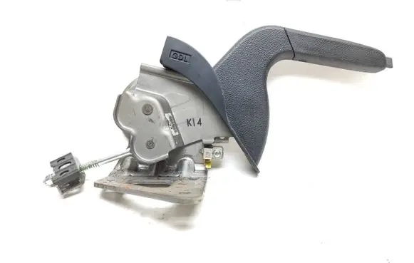Hyundai i30 Handbrake/parking brake lever assembly