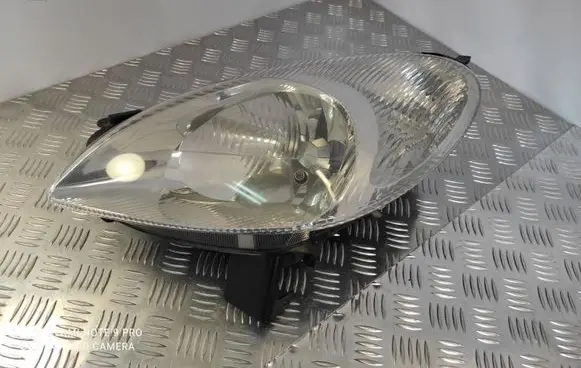 Citroen Xsara Picasso Headlight/headlamp 9631495180 89300190