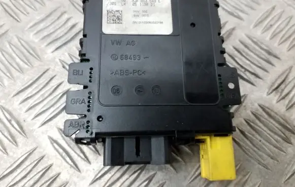 Volkswagen PASSAT B6 Other control units/modules 3C0953549E