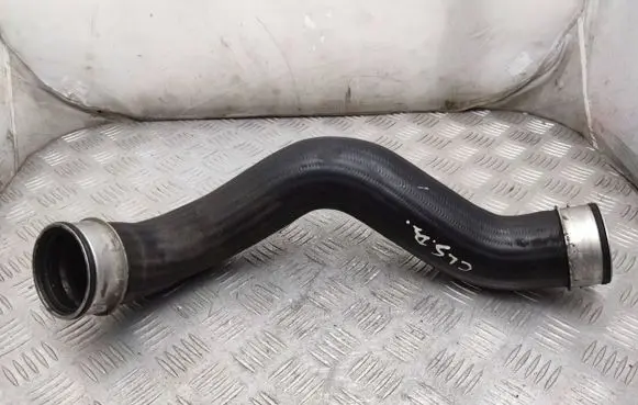 Mercedes-Benz CLS C219 Intercooler hose/pipe A2115282482