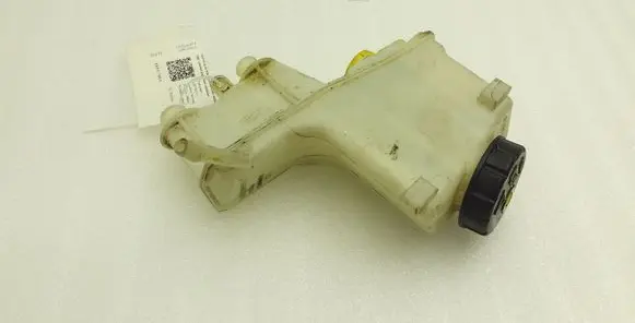 Volkswagen Golf VII Brake fluid reservoir 5Q2611301B