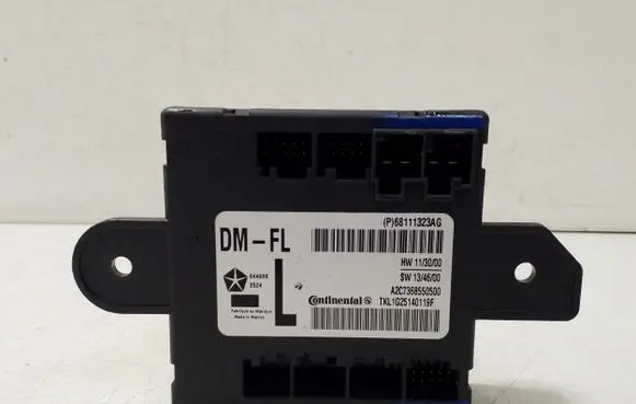 Jeep Cherokee Door control unit/module P68111323AG