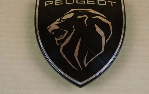 Peugeot 208 II Manufacturer badge logo/emblem 9854558180