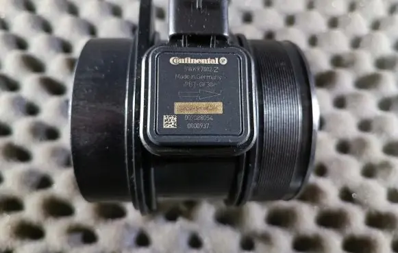 Citroen C5 Mass air flow meter 5WK997002