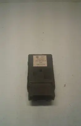 Volkswagen PASSAT B5 Wing mirror switch 3B1959565B