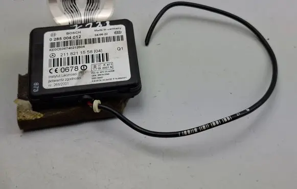 Mercedes-Benz E W211 Seat heating relay 2118211558 0285004012 3887A12042