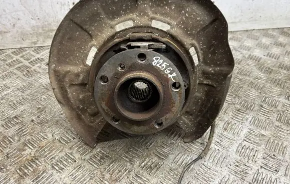 BMW X5 E70 Rear wheel hub